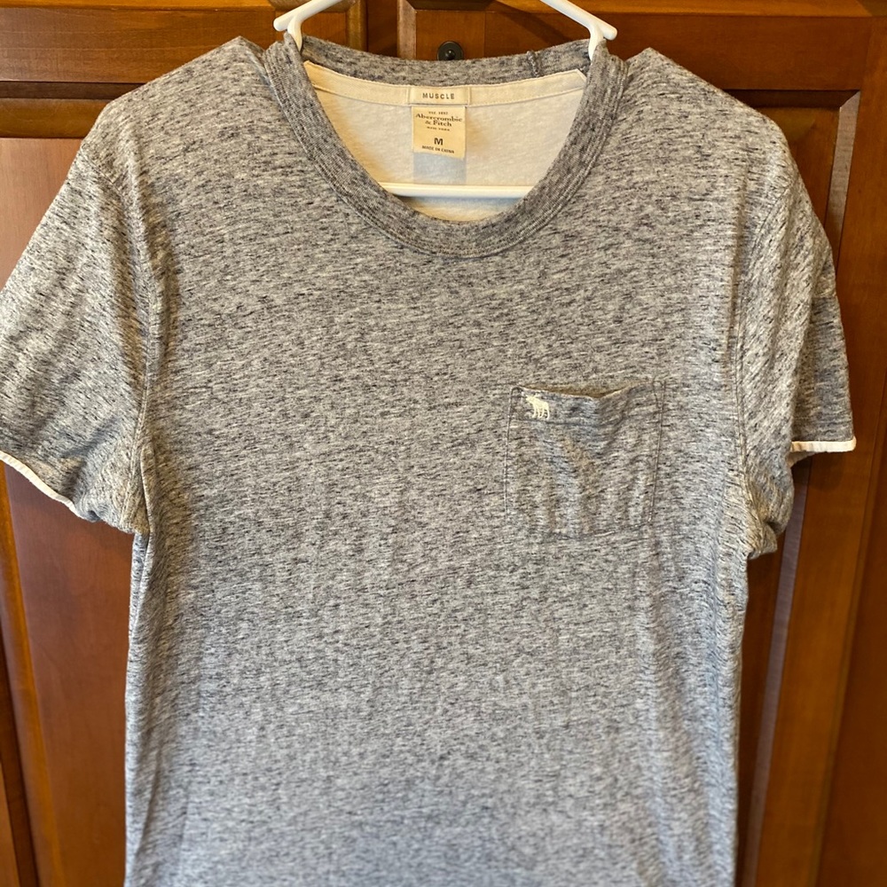 Men’s medium shirts